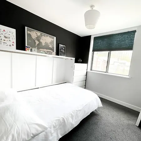 Modern 10min From Center With Parking Apartmán *